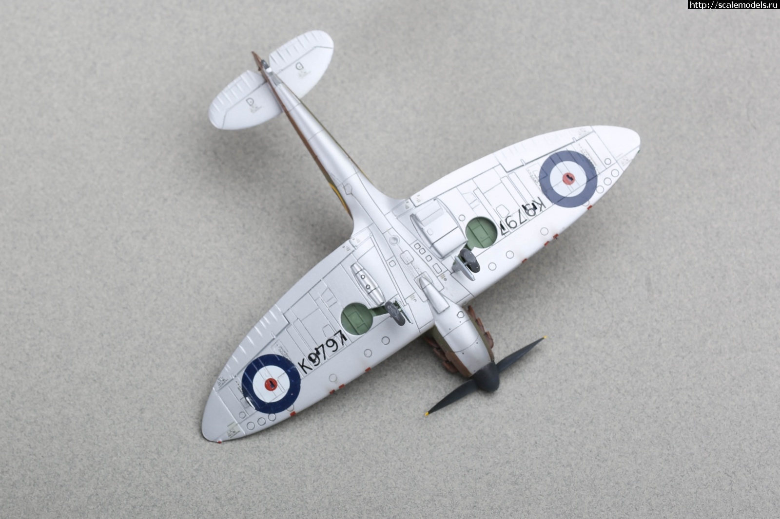 1642451479_235B1025.JPG : #1722689/ Spitfire Mk.I early 1/72 Airfix   