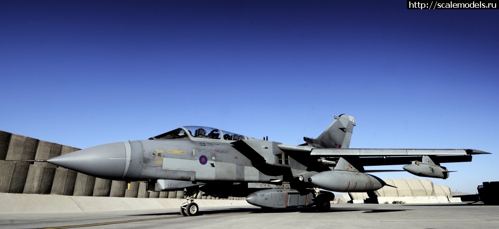 1643100487_RAF_Tornado_GR4_at_Kandahar_Airfield_Prepares_for_Sortie_MOD_45151494.jpg : #1723989/ Tornado F/GR/IDS/ECR:  ,     