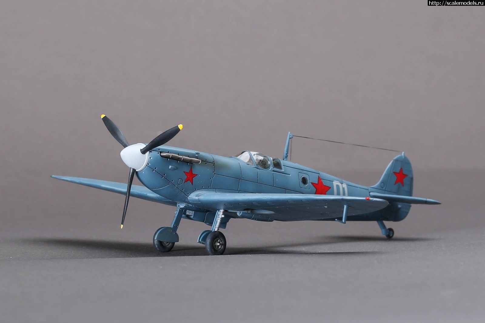 1643313243_235B9702.JPG : #1724410/ Spitfire PR. Mk.lV 1/72 Airfix + Sword vacu canopy   