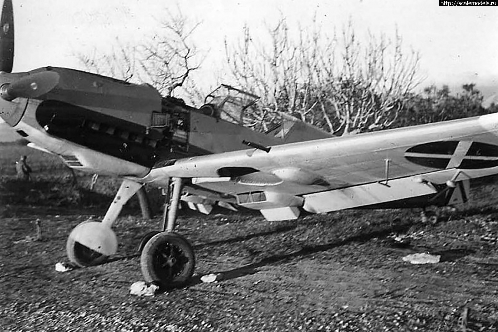 1643313648_Messerschmitt-Bf-109E3-Jagdgruppe-88-Condor-Legion-dispersal-area-Spain-01.jpg : #1724395/ Bf109  Legion Condor 1936-1939.   .  