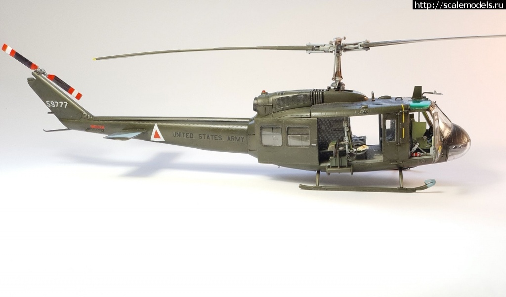 1644223984_20220206_110309.jpg : #1726060/ UH-1D "Huey" Kitty Hawk 1\48 -   