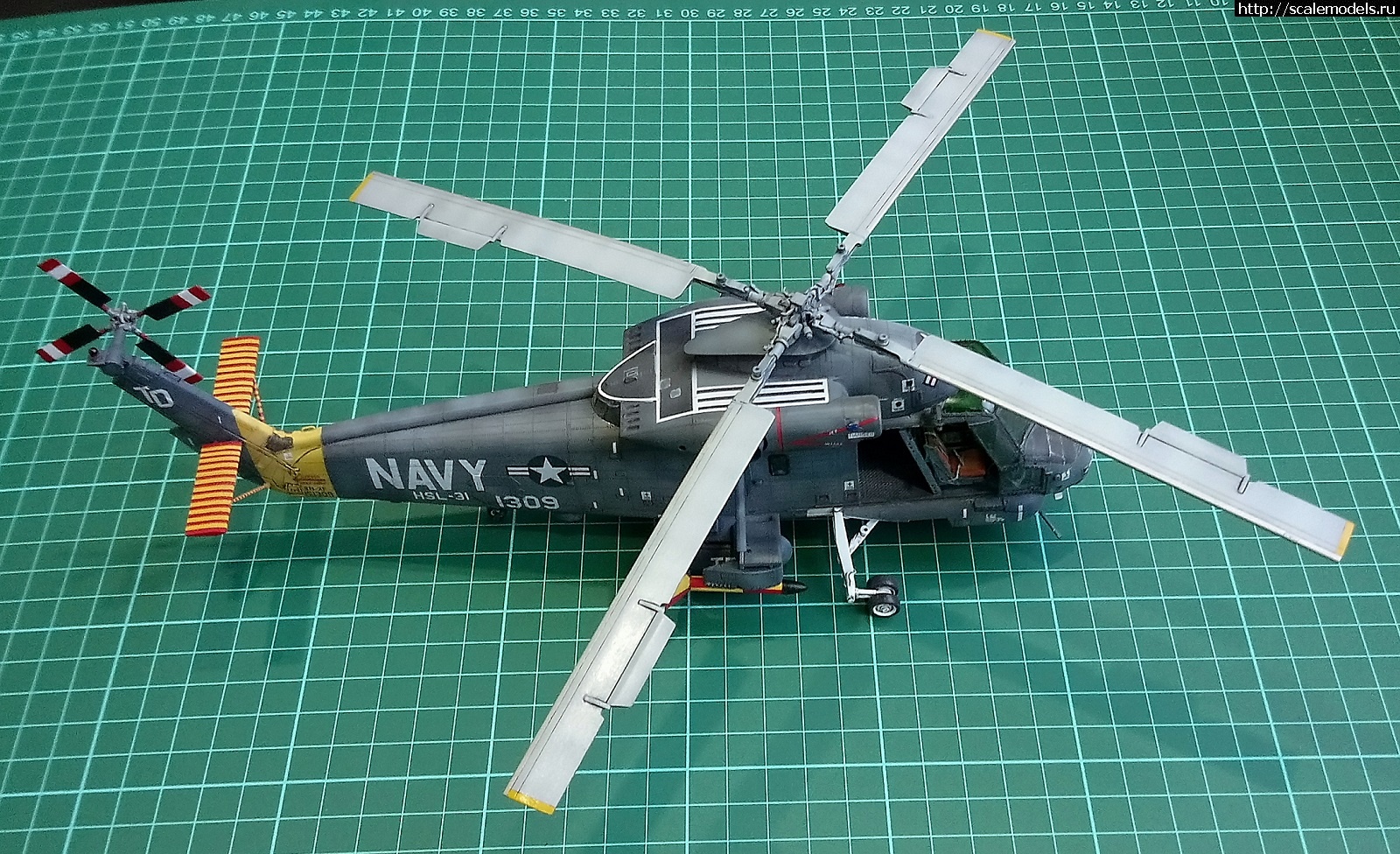 1650130679_120.JPG : #1735770/ SH-2F Seasprite 1/48 Kitty Hawk ()  