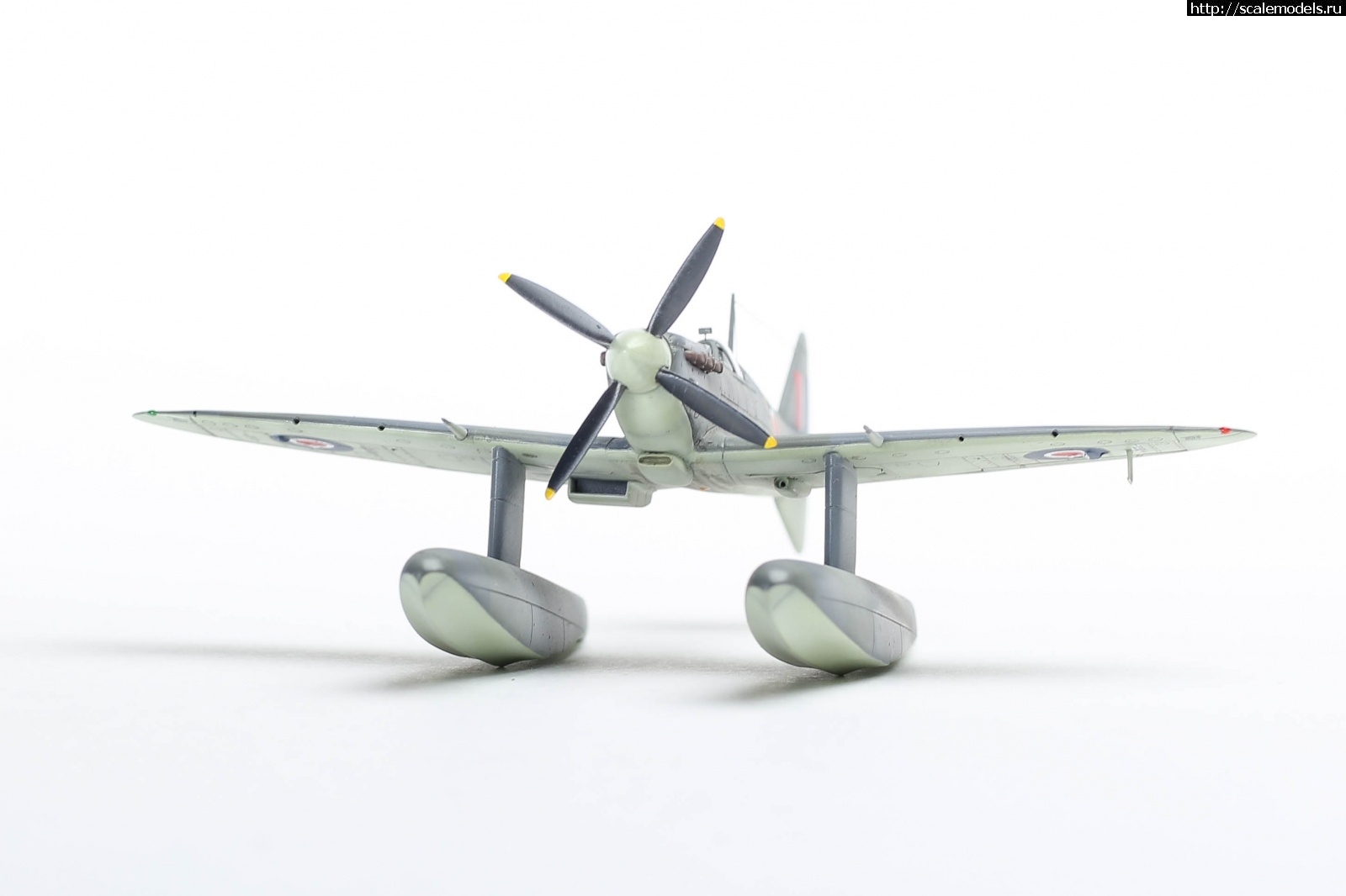 1651160884_235B5208.JPG : #1737016/ Spitfire Mk.Vb Floatplane, Brengun 1/72   