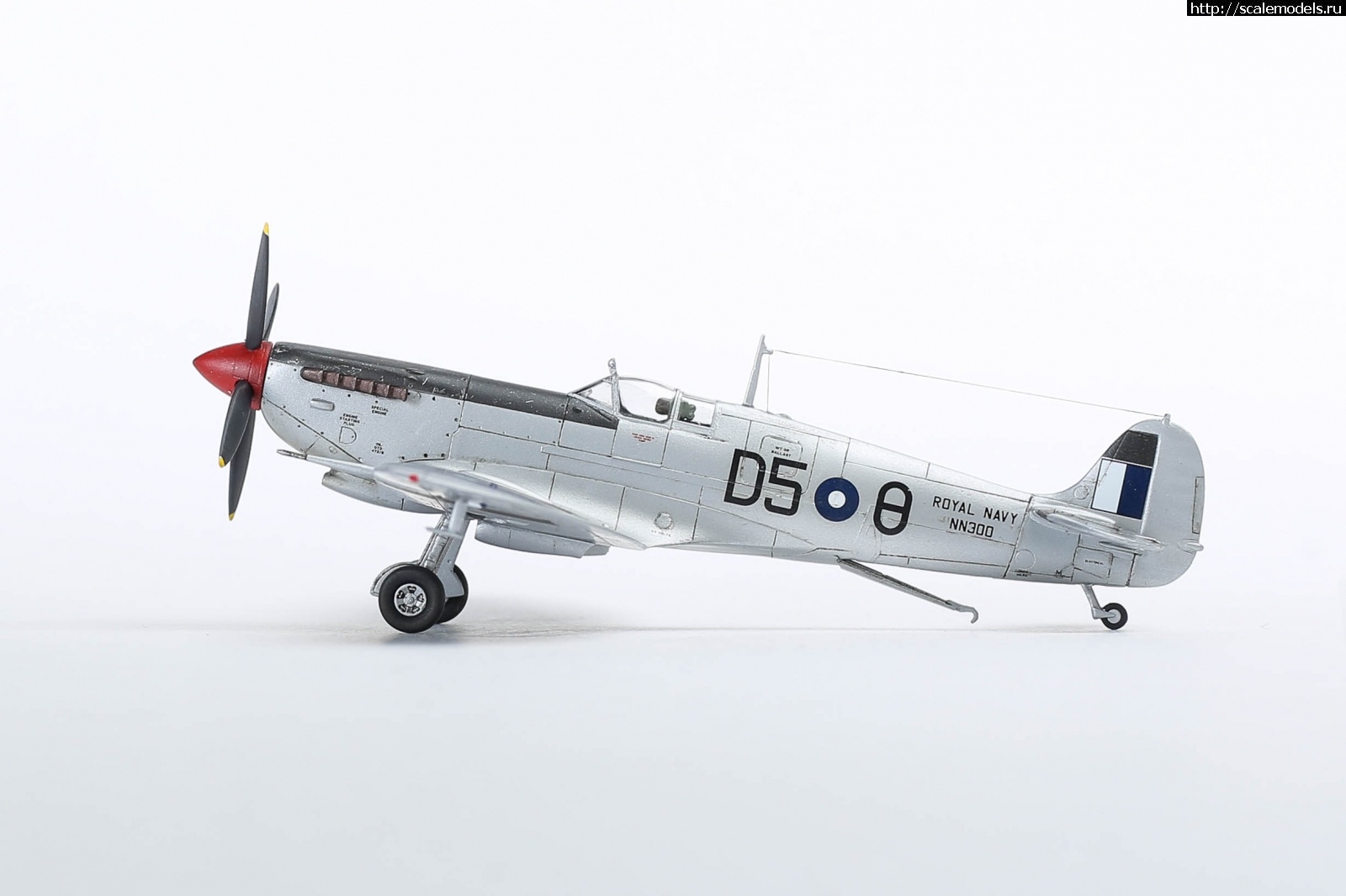 1651179308_235B5184.JPG : #1737055/ Seafire Mk.III Sword 1/72   