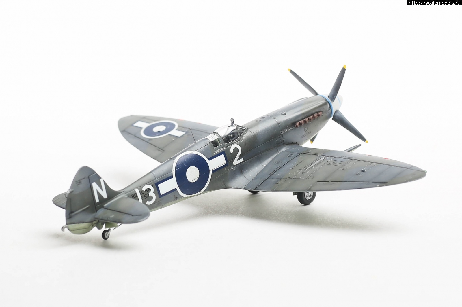 1651179513_235B5149.JPG : #1737056/ Seafire Mk.XV late Sword 1/72   