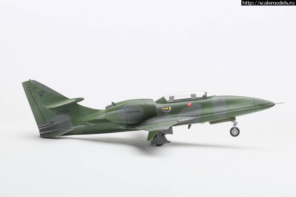 1655658247_235B1494.JPG : #1743480/ Boeing Skyfox  Smarkit 1/72   