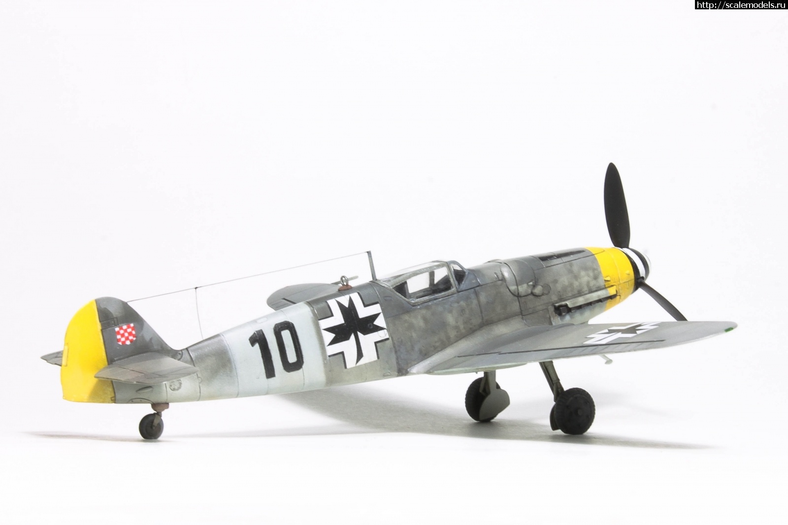 1655890132_IMG_4241.jpg : #1743915/ Messerschmitt Bf 109 G-14   1/72, Academy.   