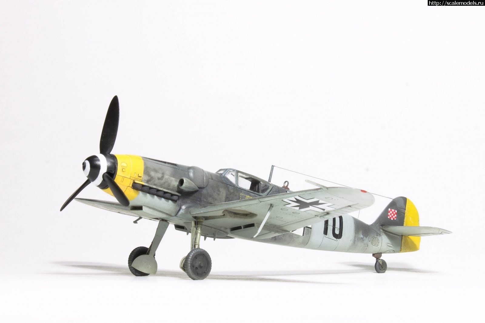 1655890139_IMG_4245.jpg : #1743915/ Messerschmitt Bf 109 G-14   1/72, Academy.   
