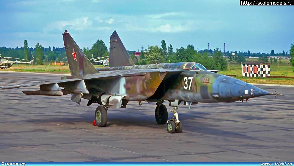 1658506661_MiG-25-_37-Voronezh-1992_2.jpg : #1747074/   -25 ?  