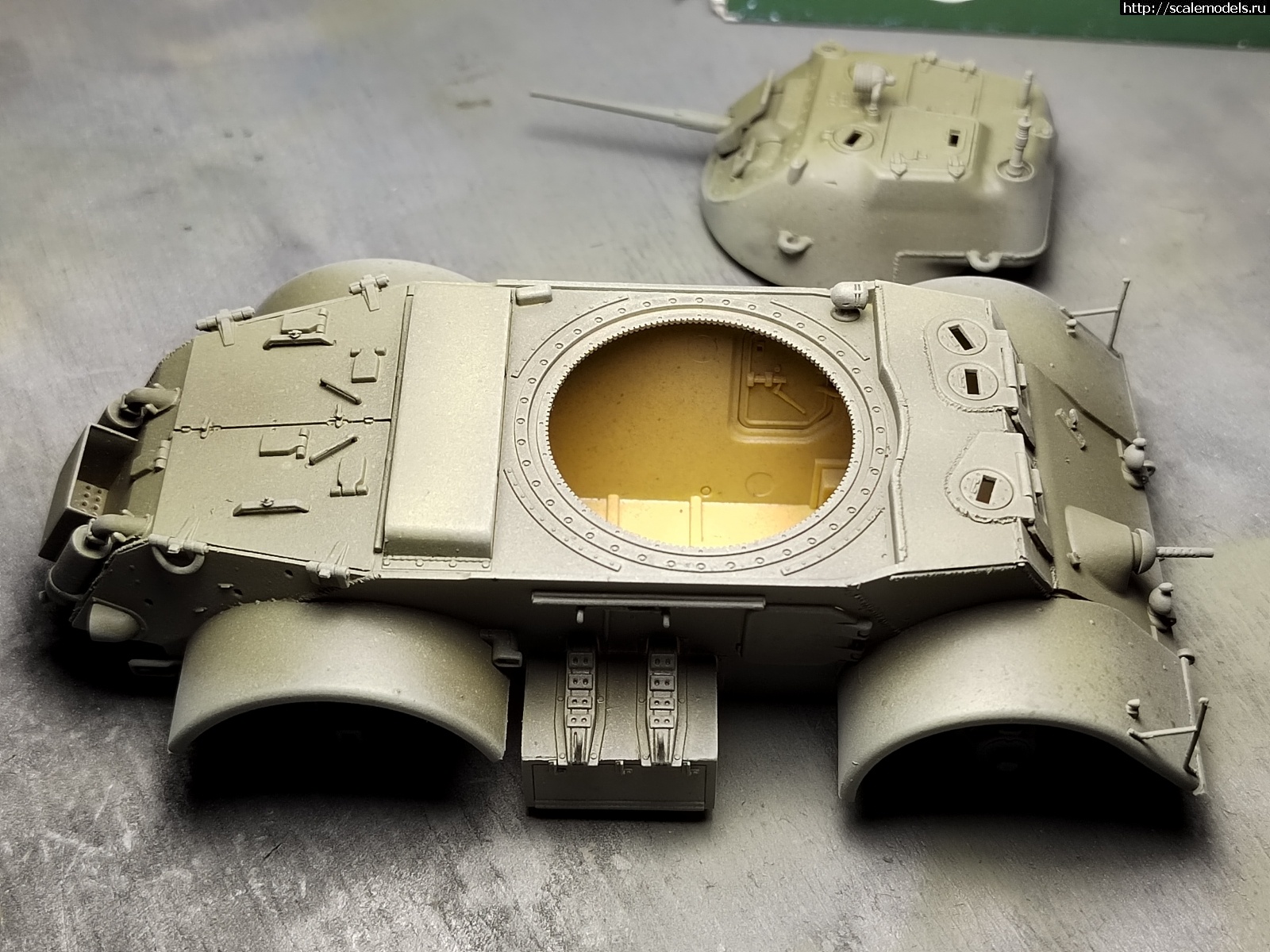 1663089733_IMG_20220912_231653.jpg : #1754000/ BRONCO 1/48 T17E1 Staghound Mk.1  