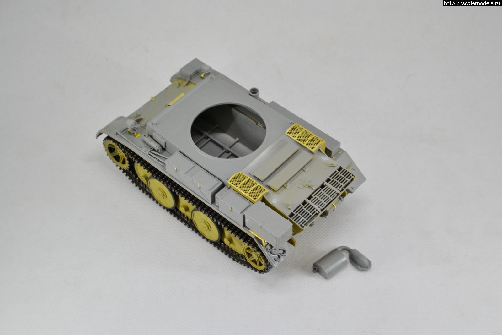 1663164213_DSC_8392.JPG : #1754138/ Border Model 1/35 Pz.Kpfw II Ausf.L Luchs !  