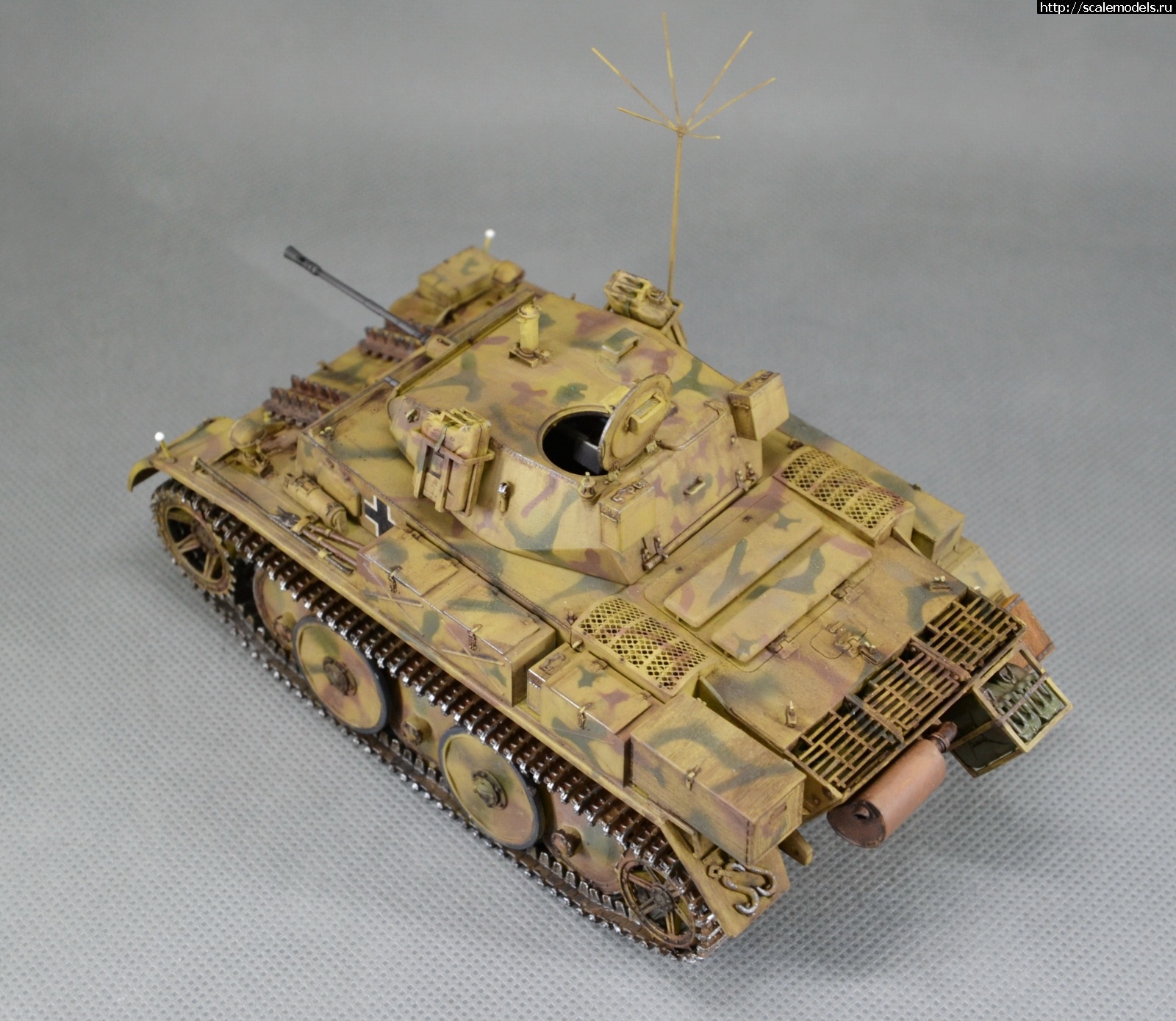 1665527587_DSC_8474.JPG : #1757119/ Border Model 1/35 Pz.Kpfw II Ausf.L Luchs !  