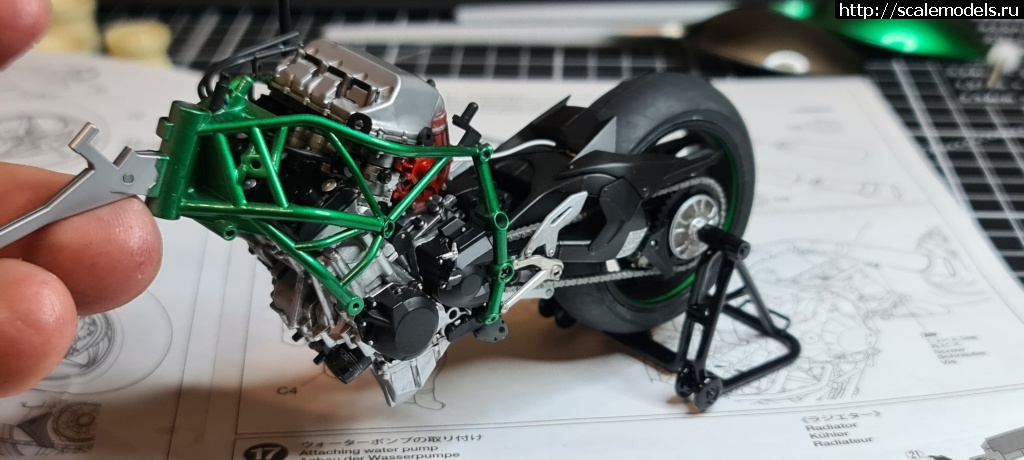 1667458034_20221102_235338.jpg : #1759604/ 1/12 Kawawsaki Ninja H2R Tamiya 14131  