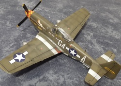 1/72 -51 Mustang -  HELLER,   