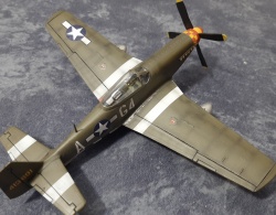 1/72 -51 Mustang -  HELLER,   