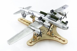 Academy 1/72 B-29 Enola Gay