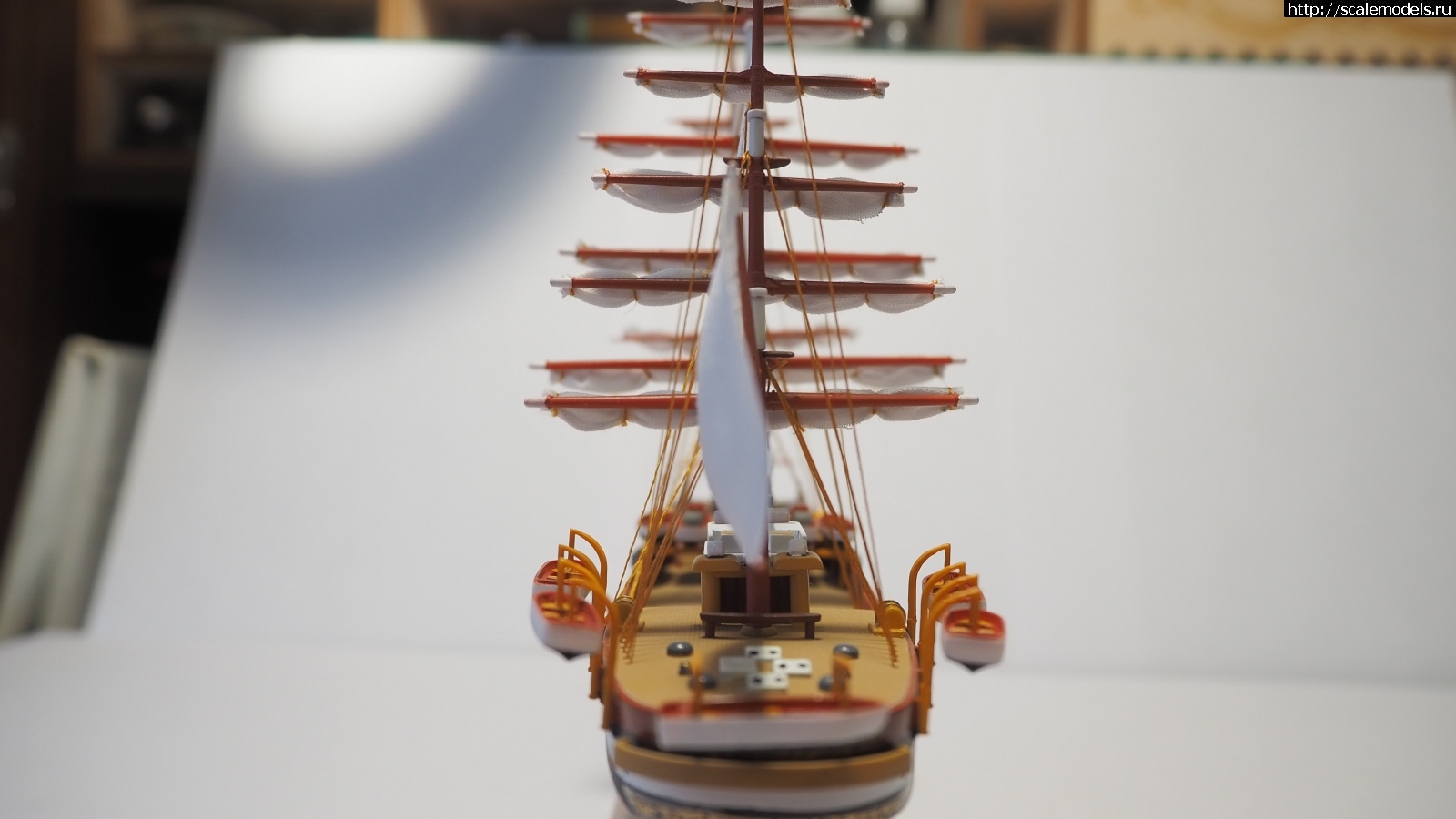 1671293400_38.JPG : Моделист 1/150 Модель корабля Amerigo Vespucci Закрыть окно