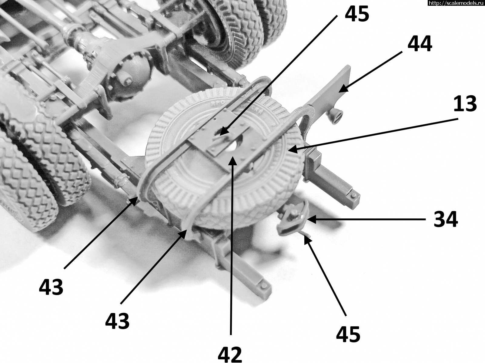 1671707038_24-2.jpg : Scale Bureau 1/48 -5    