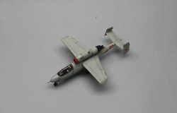 HobbyBoss 1/72 He-162A -    .