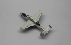 HobbyBoss 1/72 He-162A -    .