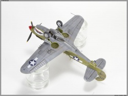 Academy 1/72 P-40N Warhawk