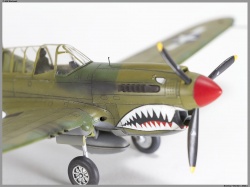 Academy 1/72 P-40N Warhawk