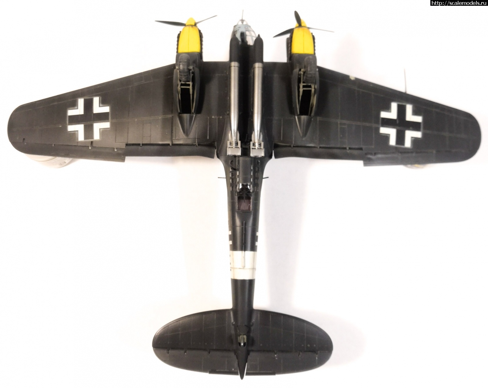 1674750284_PSX_20230126_212013.jpg : #1771084/ Heinkel  He-111 h-6 Airfix 1/72 -   