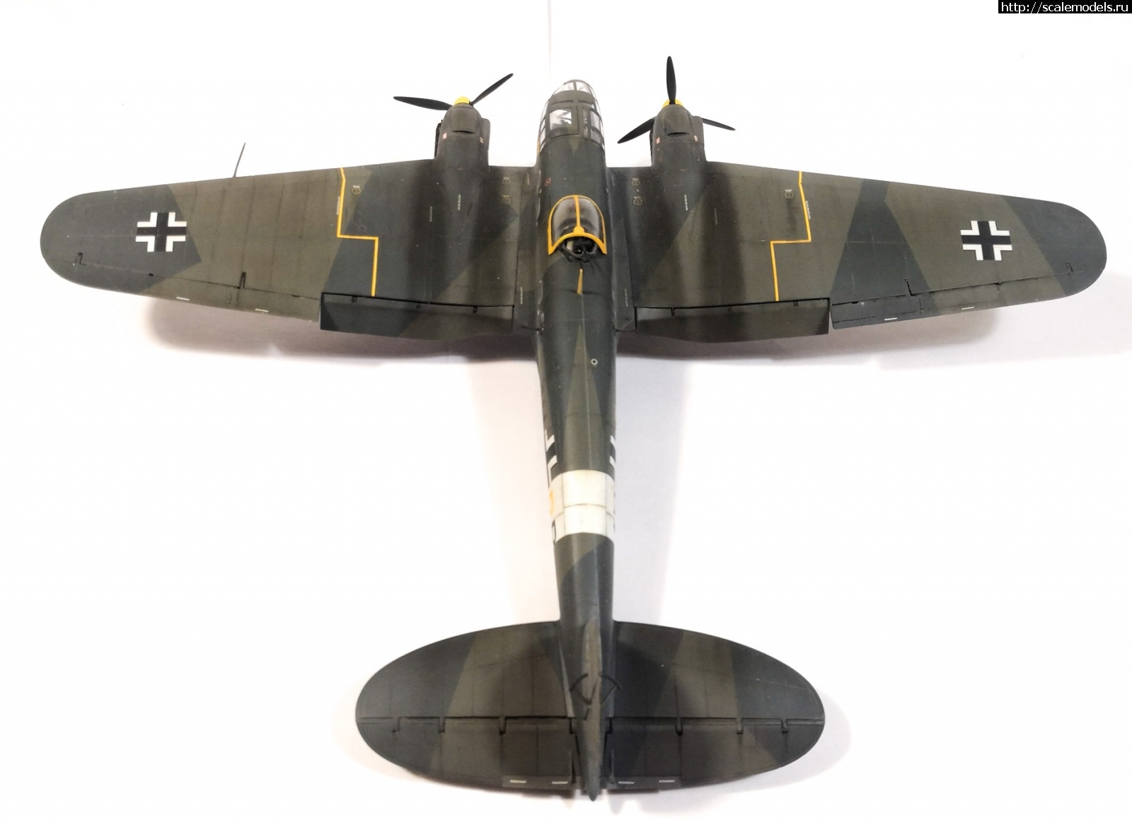 1674750291_PSX_20230126_211454.jpg : #1771084/ Heinkel  He-111 h-6 Airfix 1/72 -   