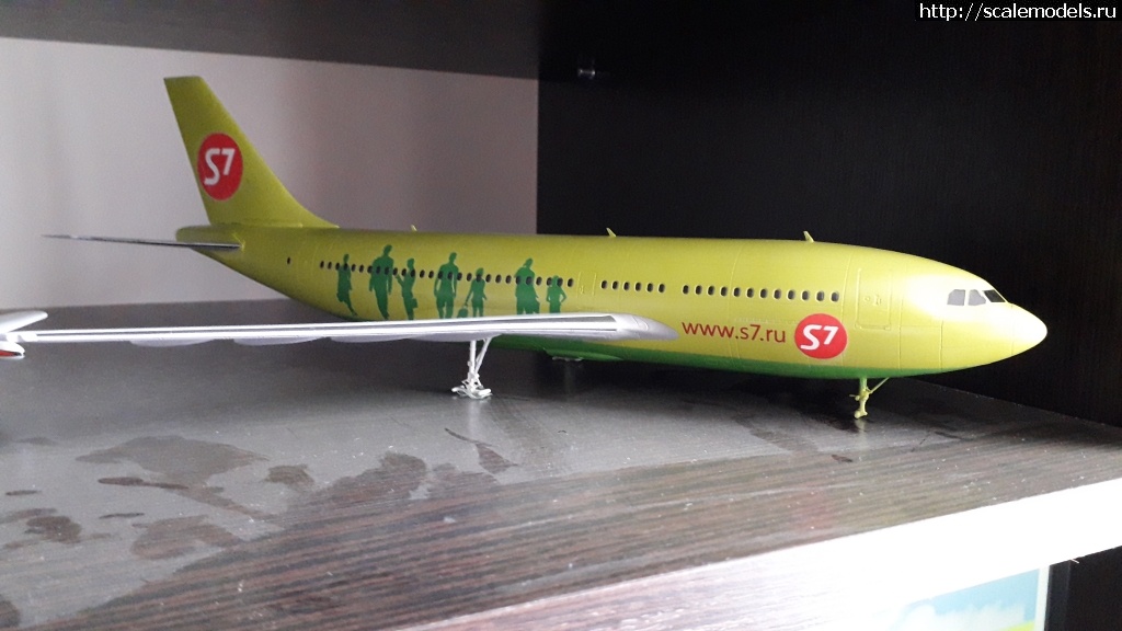 1675338107_20220219_111511.jpg :   1/144 Airbus A-310 1/144 -    