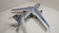 Italeri 1/72 Douglas B-66B Destroyer -  