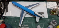  1/144 McDonnell Douglas MD-11 -  