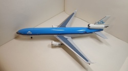  1/144 McDonnell Douglas MD-11 -  