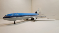  1/144 McDonnell Douglas MD-11 -  