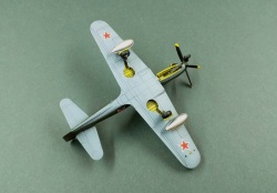 Dora Wings 1/144 Bell P-63A Kingcobra -   