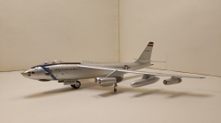 Academy 1/144 B-47 Stratojet.  