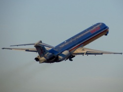   1/144 MD-82 -  