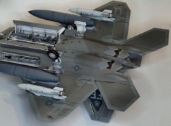 Academy 1/72 F-22A Raptor