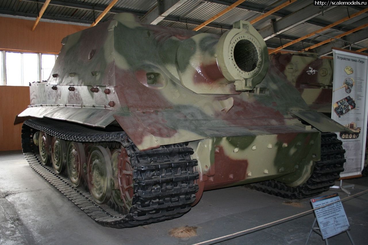 1678870836_2.jpg : Walkaround   Sturmtiger,     , ,   