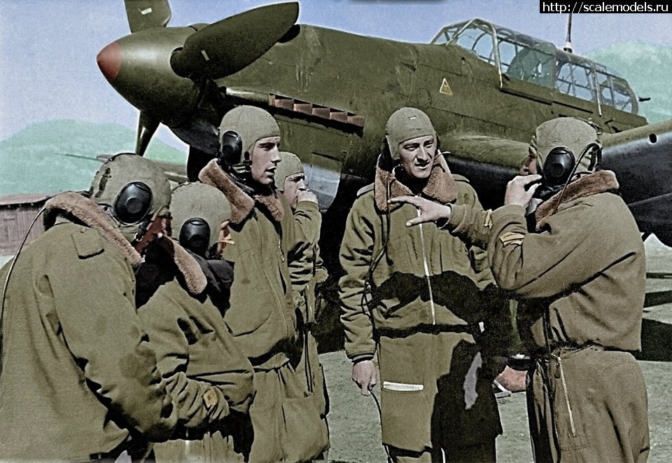 1679158841_JU-87-color.jpg : Ju-87B2/R2 Picchiatelli - 1/72 Italeri ()  