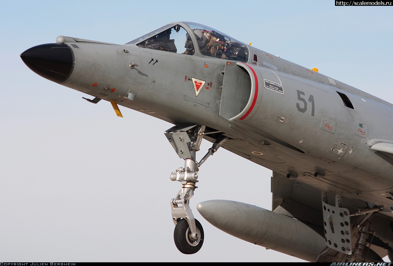 1679992693_1443303.jpg : Re: Super-Etendard 1-72 Libiya 2011/ Super-Etendard 1-72 Libiya 2011  