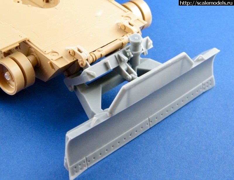 1680273929_35181_2.jpg : RFM 1/35 M1 Assault Breacher Vehicle (ABV)   