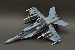 Hasegawa 1/48 F/A-18E Hornet VFA-14 Tophatters