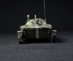 Revell 1/72 -76   