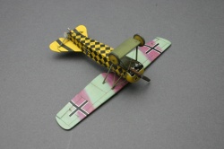 Arma Hobby 1/72 Fokker E.V -   1918 .