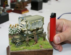 Roden 1/72   WW I B-type Bus Pigeon Loft