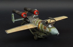 Das Werke 1/32 Junkers Ef-126 -  