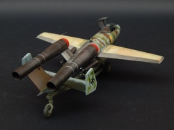 Das Werke 1/32 Junkers Ef-126 -  