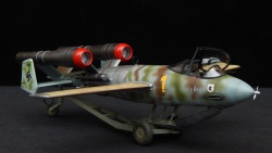 Das Werke 1/32 Junkers Ef-126 -  