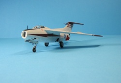  1/72 FMA IAe-33  PULQUI II