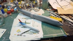  1/144 SuperJet 100-95LR  -  